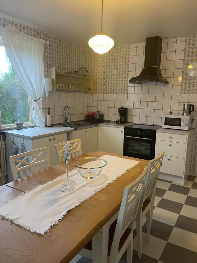 Mysig 1 Rum Med Kok Svenstavik Esterno foto